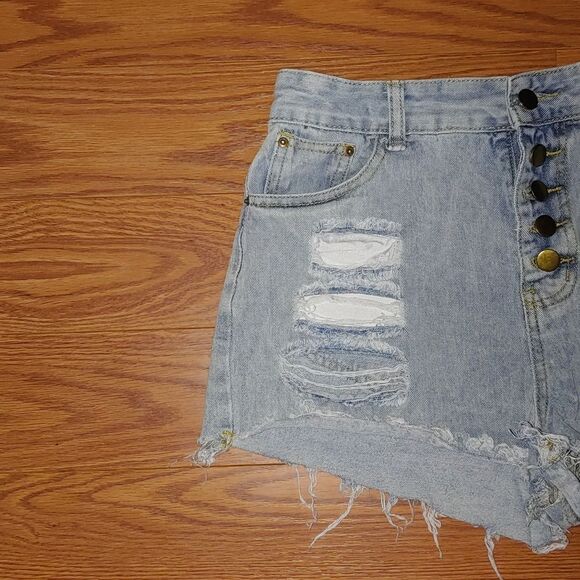 Shein Distressed button fly  jean shorts Sz M  NWOT - Picture 2 of 8